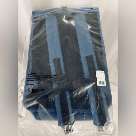 RAINS Waves Blue Rolltop Rucksack W3 17L Waterproof Backpack/Cycling Pack NIB - Picture 5 of 6